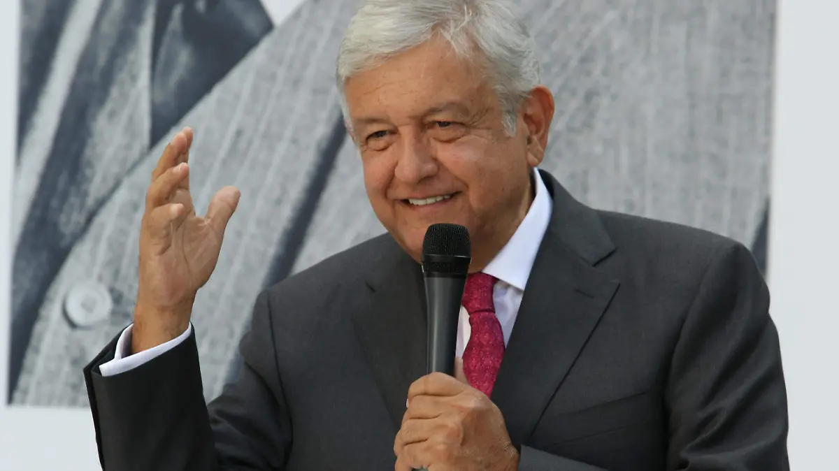 felicitan-a-amlo
