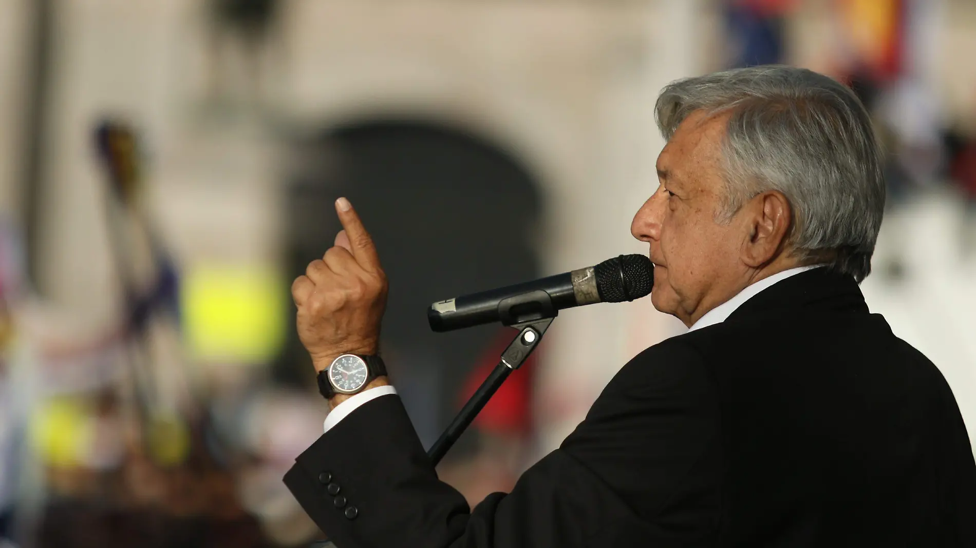 AMLO-LLAMA-A-CONSULTA