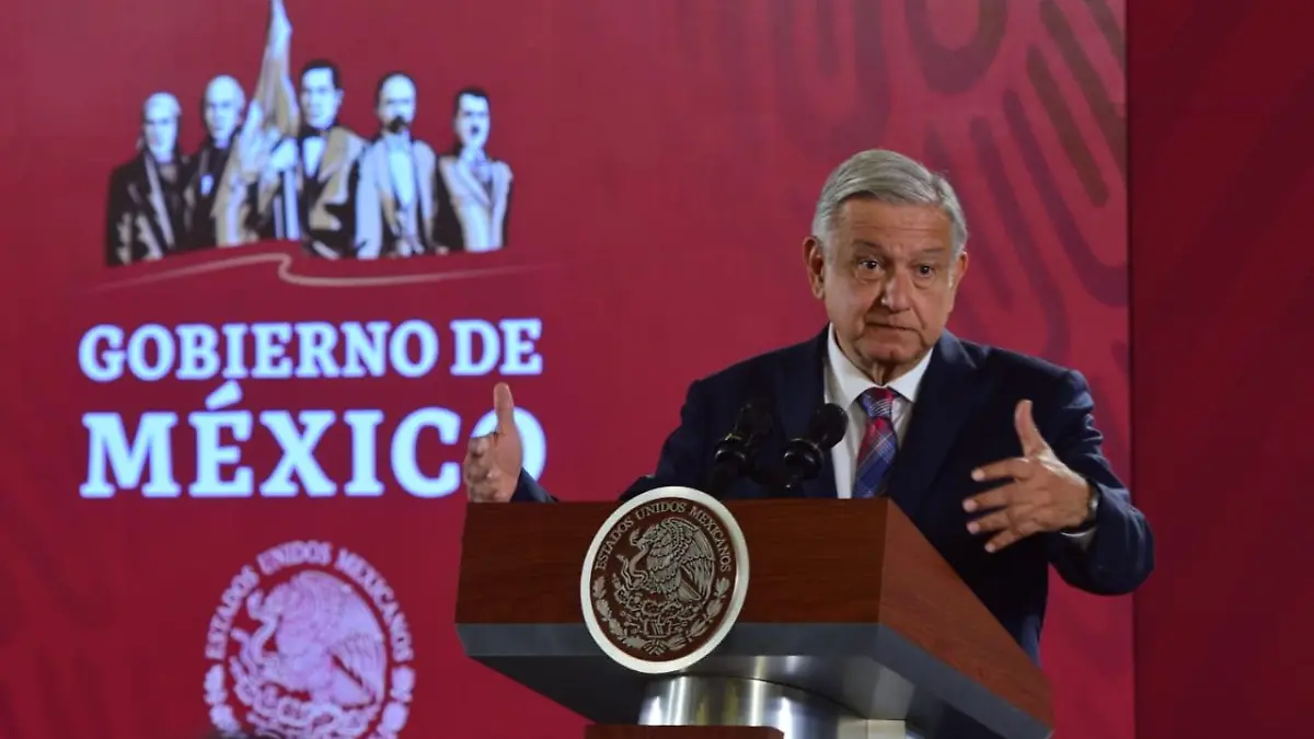 AMLO-medios-de-comunicación-LOVERA