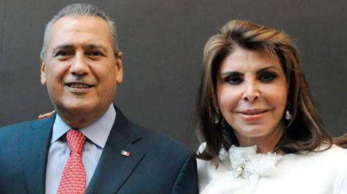 fallece-esposa-de-manlio