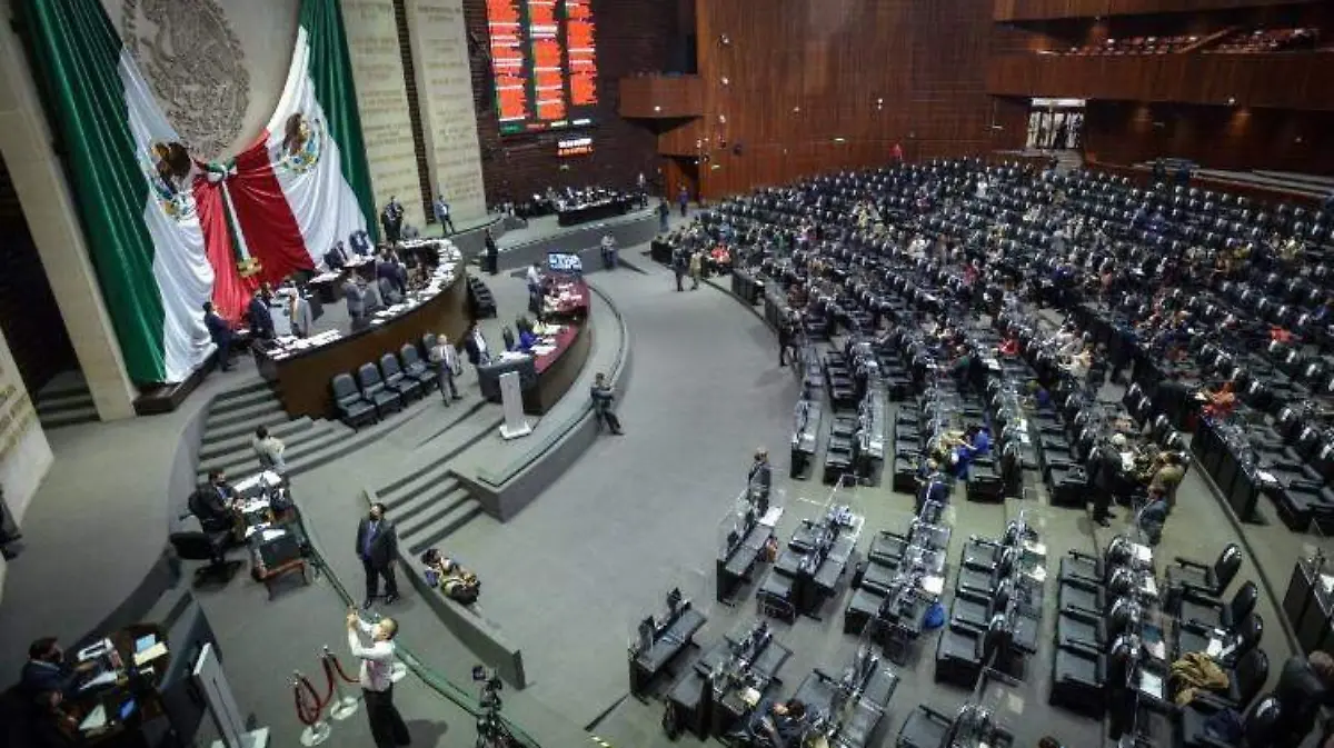 Diputados aprueban Ley Orgánica de la Armada de México