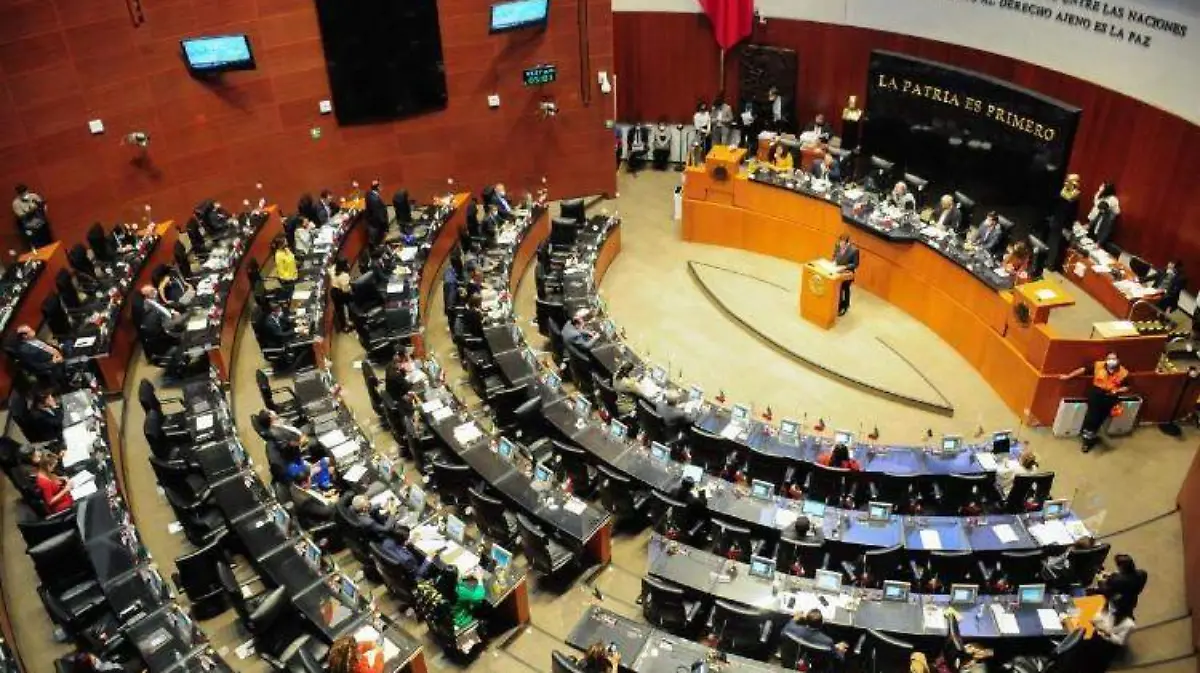 Senado aprueba Ley Federal de Juicio Político