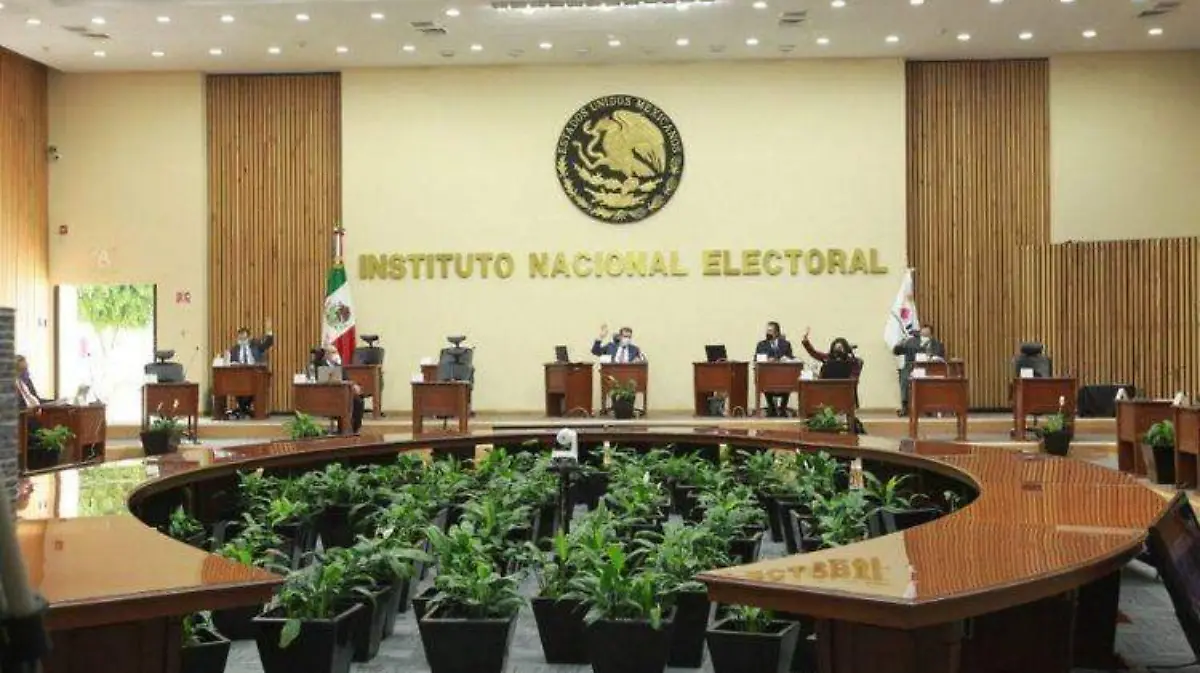 INE fiscalizará a precandidatos para gubernaturas