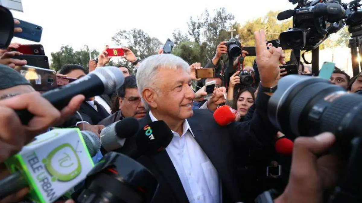 amlo declaracion ROBERTO HERNANDEZ