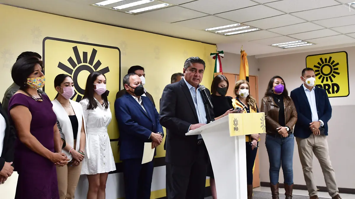 PRD-LUIS CHAZARO ESPINOSA-laura lovera (3)