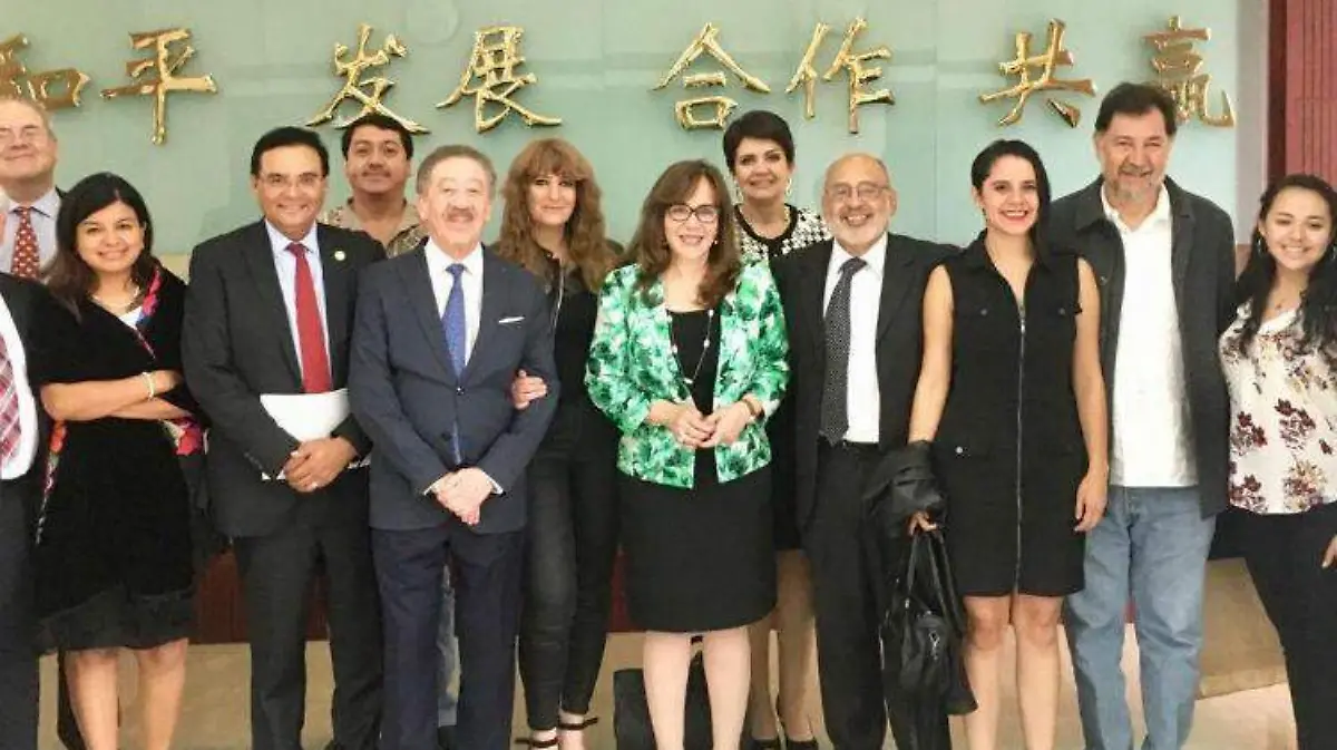 morena china comunistas @BenjaminRoblesM