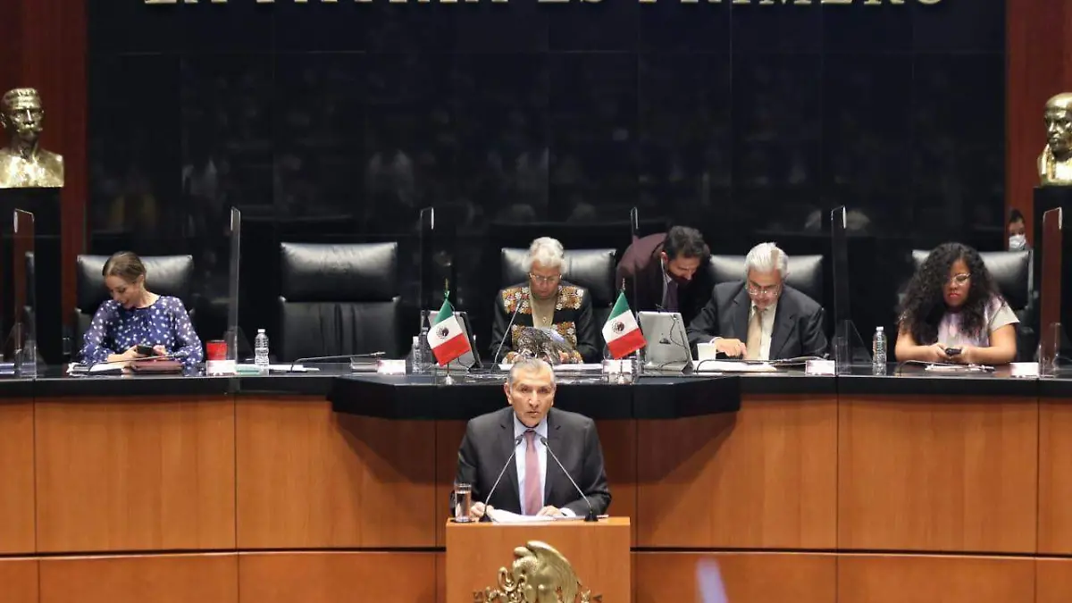 Adán Augusto comparace en el Senado 