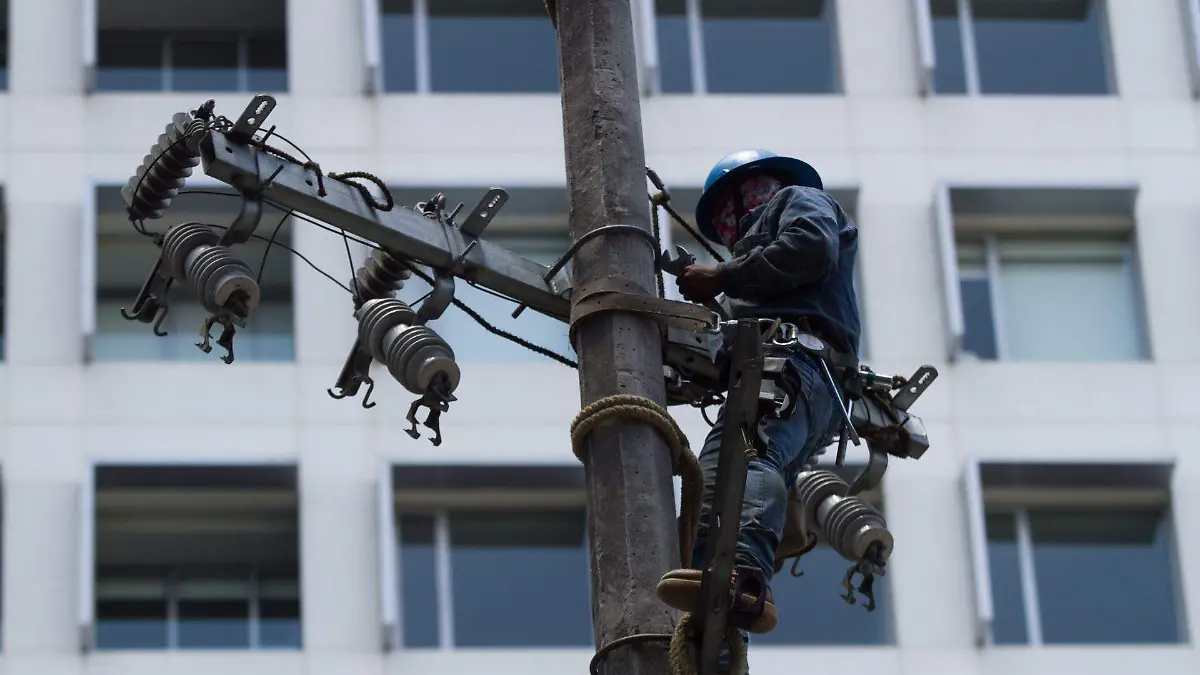 En debate la reforma eléctrica 