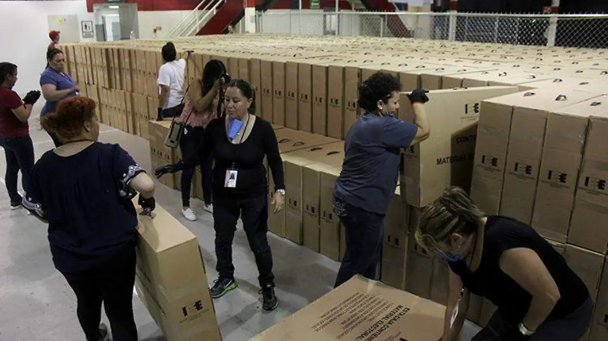 ine-boletaselectorales-entrega-elecciones