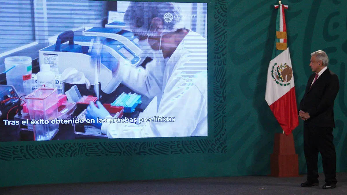 amlo vacuna covid patria CUARTOSCURO