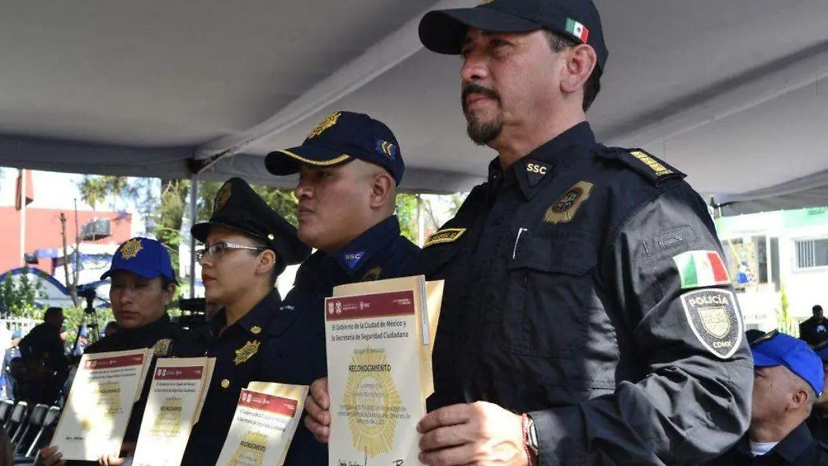 Reconocimiento a policías CDMX