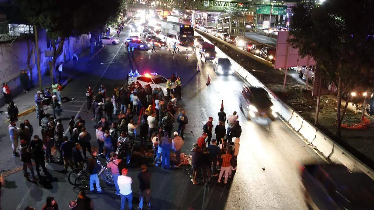 Bloqueo Autopista Mexico-Pachuca