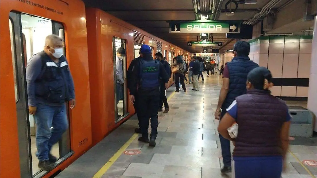 Línea B del Metro suspendida 