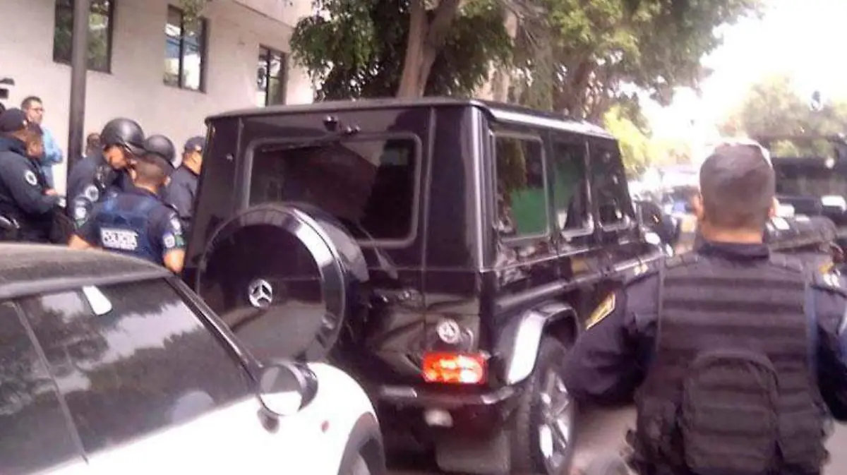 camioneta_BMW_2