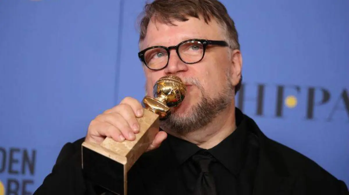 2018-01-08T042919Z_1874017447_HP1EE180CGVXO_RTRMADP_3_AWARDS-GOLDENGLOBES