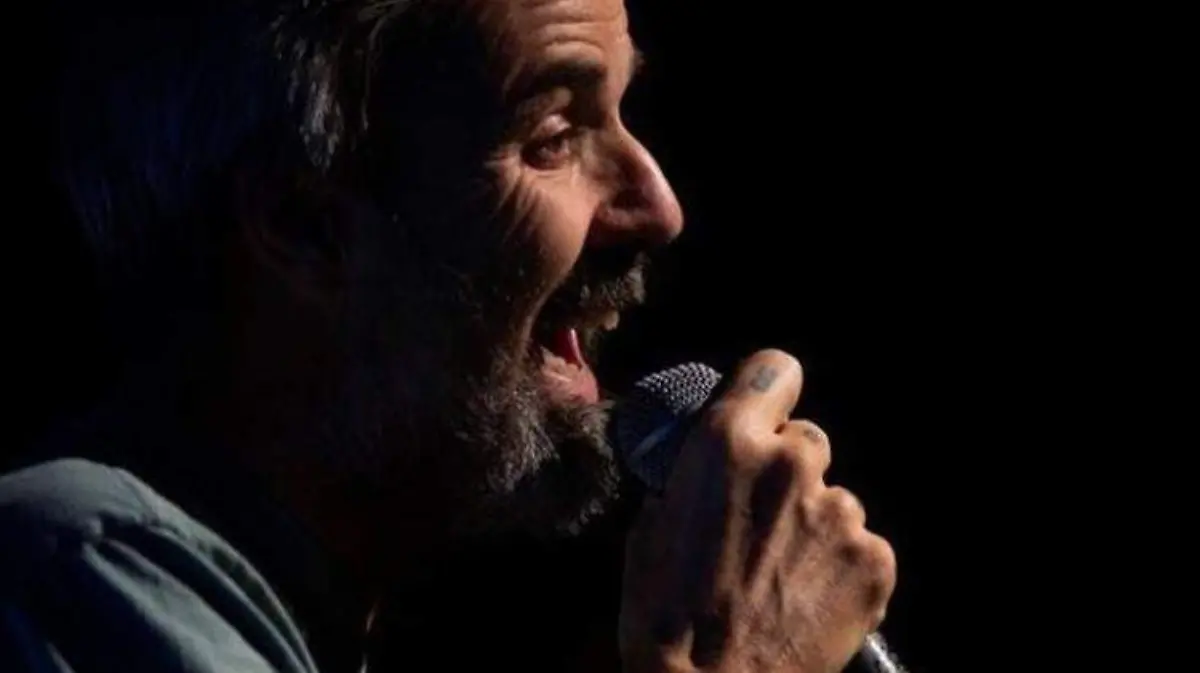 pau dones, cantante jarabe de palo