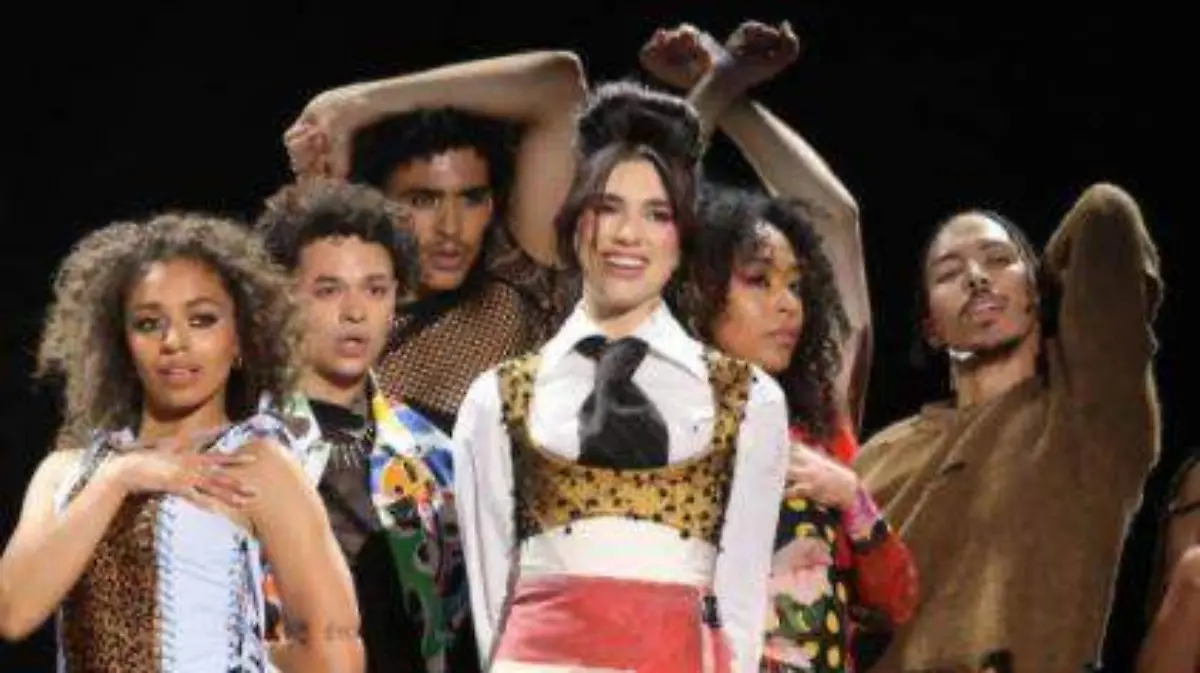 Dua Lipa aplaza su gira europea para 2022