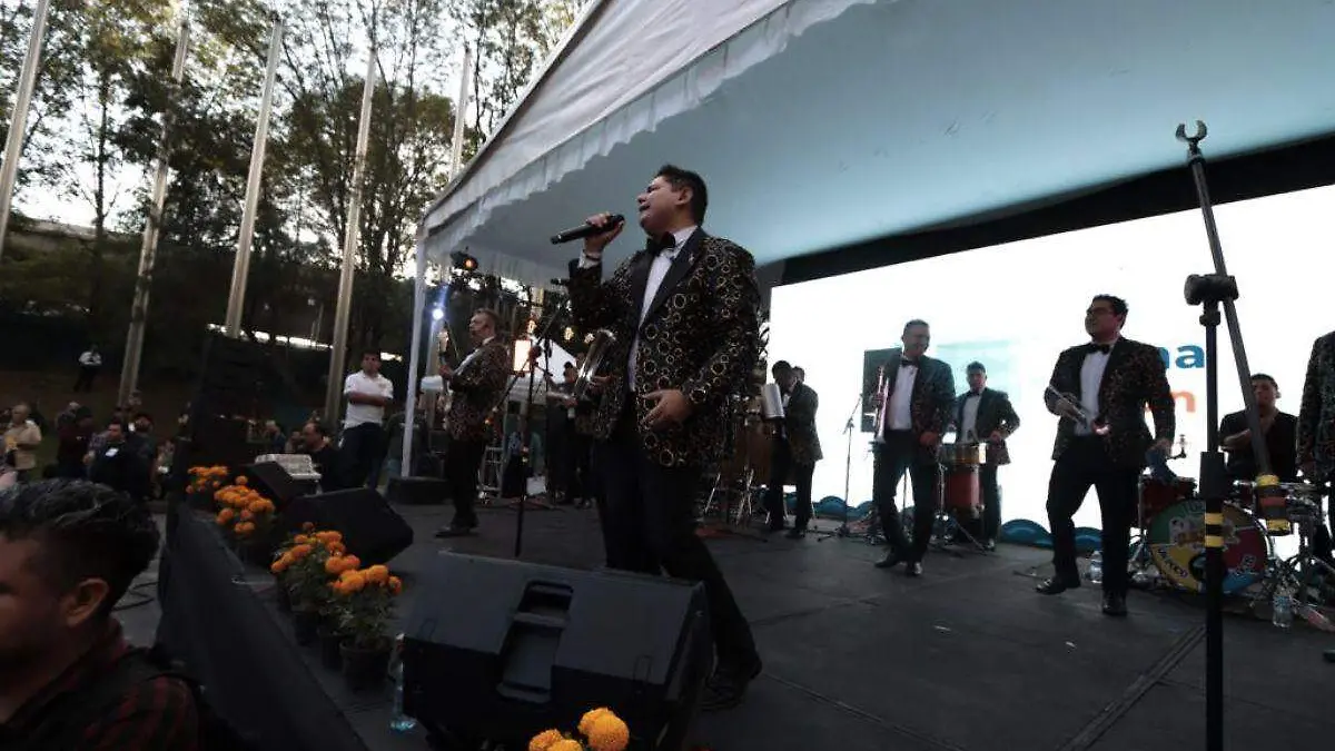 Maratón De 12 a 12, acuérdate de Acapulco en Los Pinos