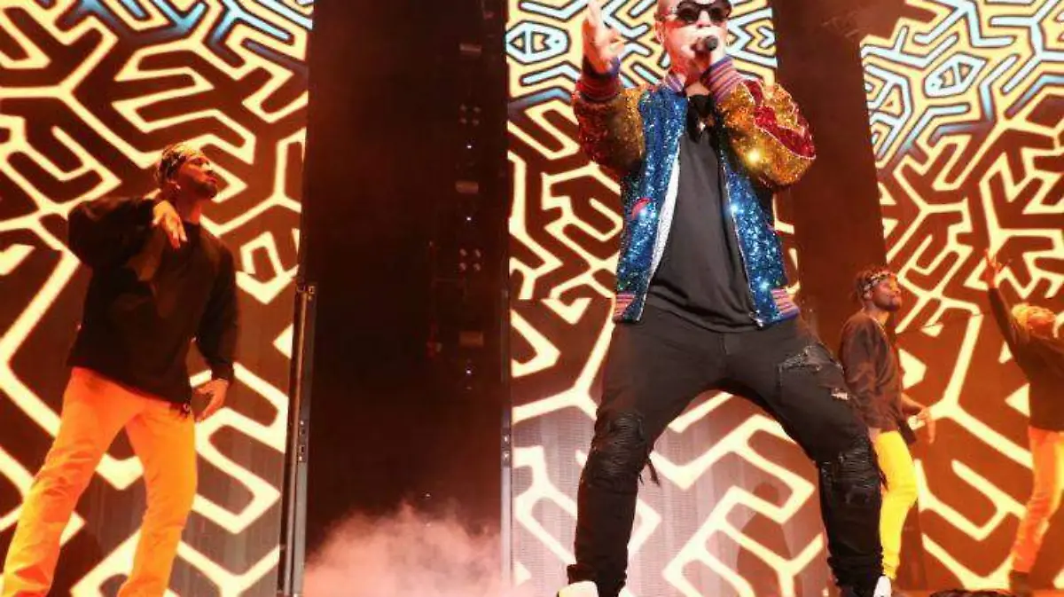 J Balvin concierto Arena ROBERTO HERNANDEZ5