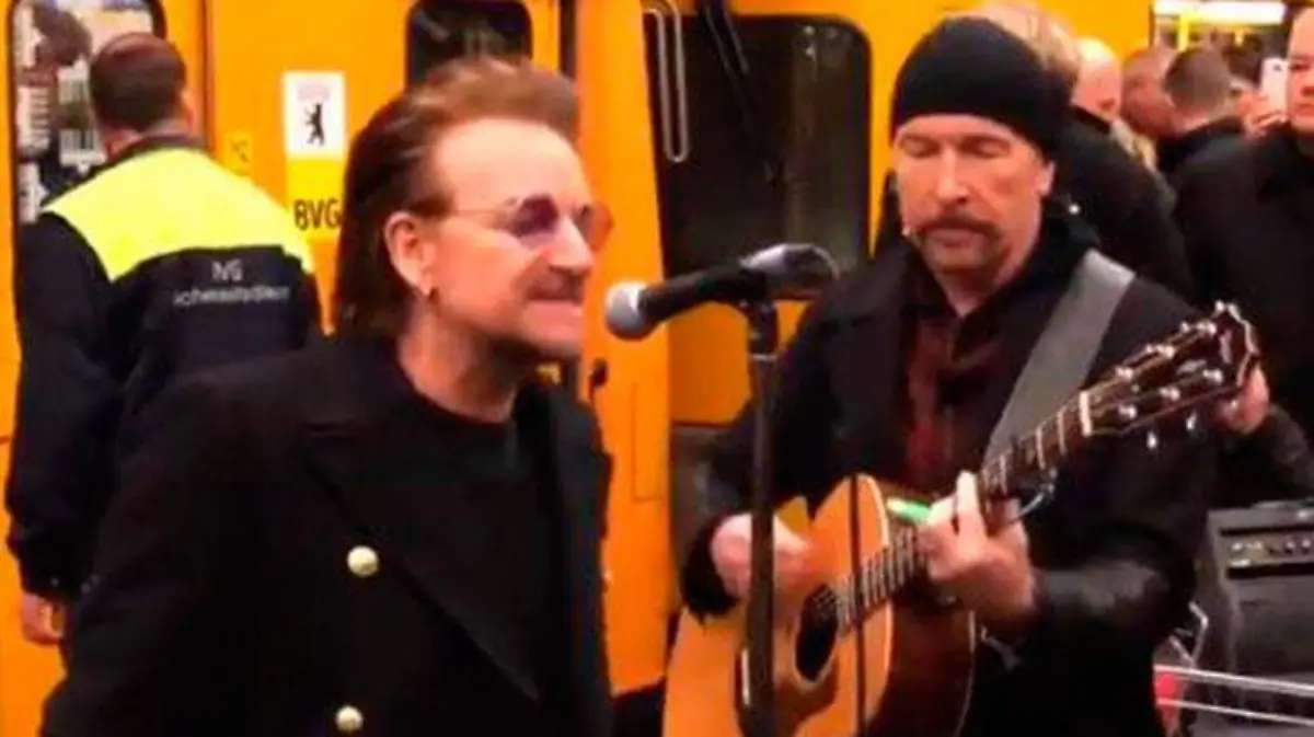 U2_bono_the-edge_metro_berlin