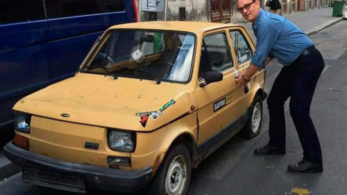 tom-hanks-fiat-126
