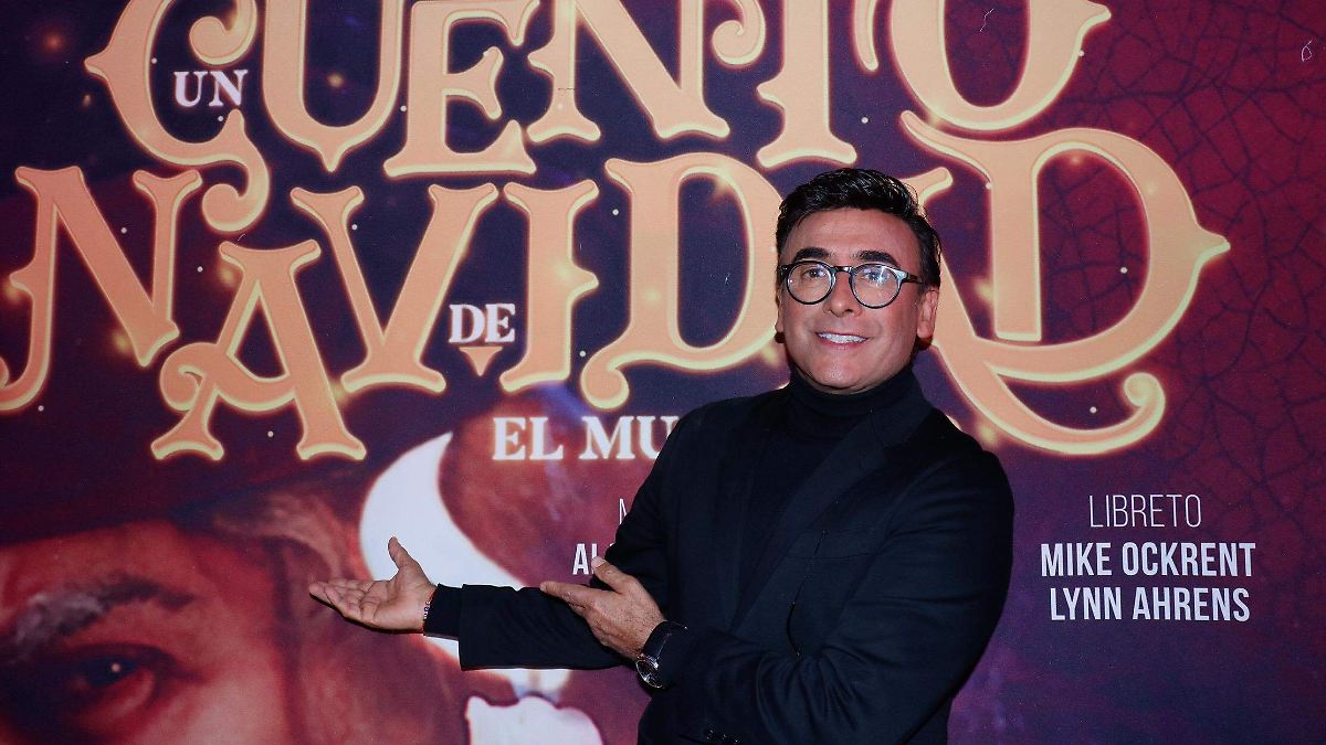 Adal Ramones cierra el año haciendo teatro junto a Adrián Uribe, Omar  Chaparro y los Hermanos Ortega