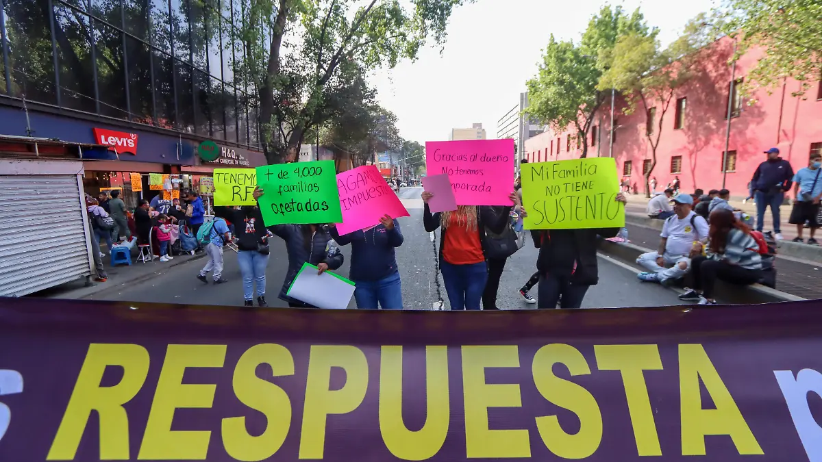 BLOQUEO-DE-TRABAJADORES-IZAZAGA-89-romina solis -19