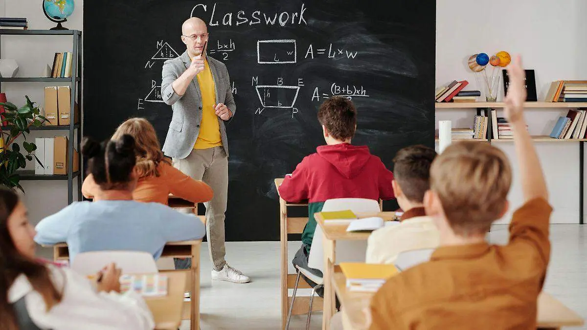 Niños en la escuela