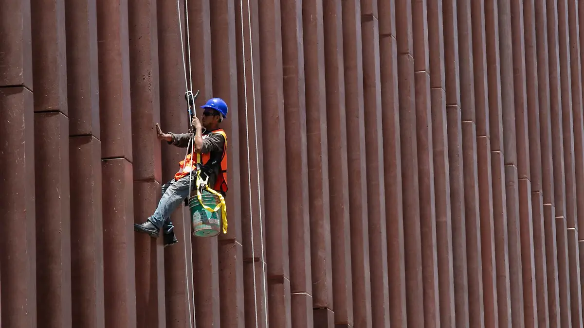 Actividad industrial tiene su peor contracción desde 2019