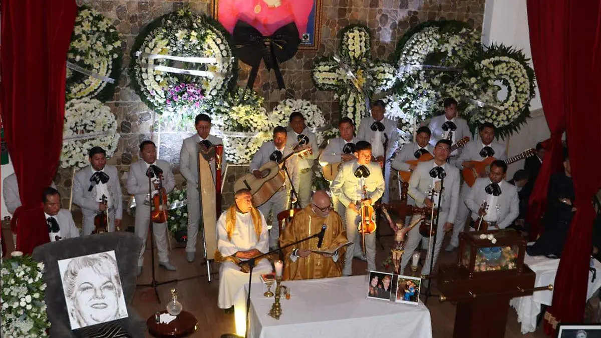 paquita-romina solis 3