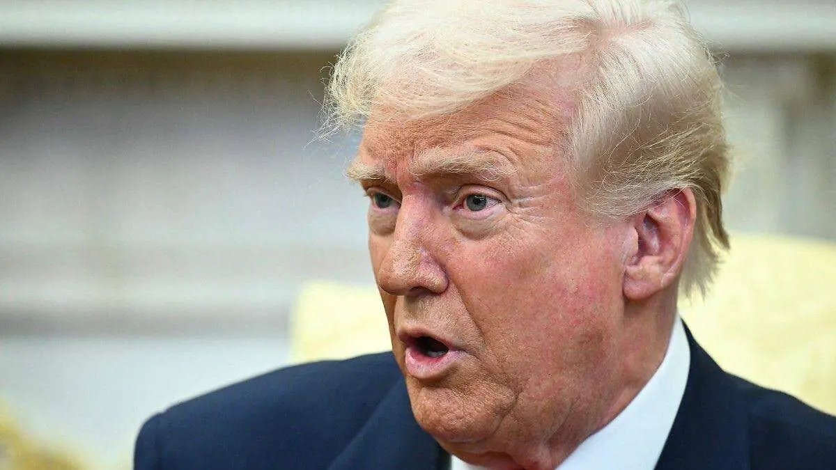 Trump (62)