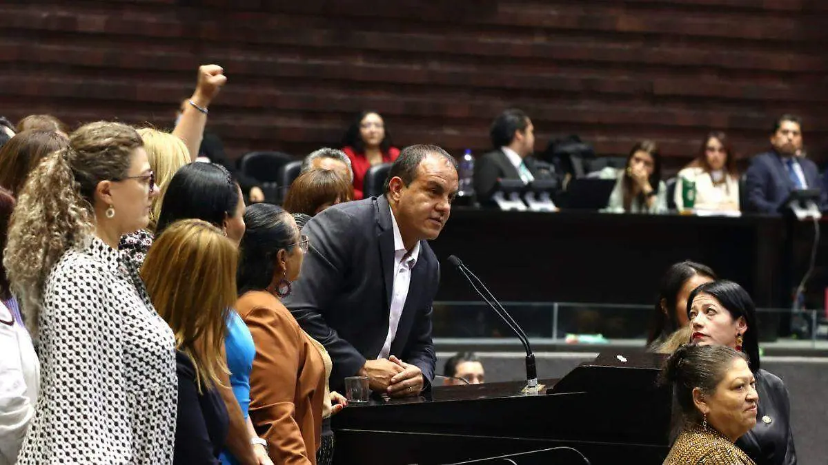 Cuauhtemoc Blanco_Diputados_03