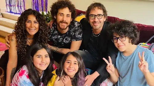 Hijos de Memo del Bosque y Vica Andrade