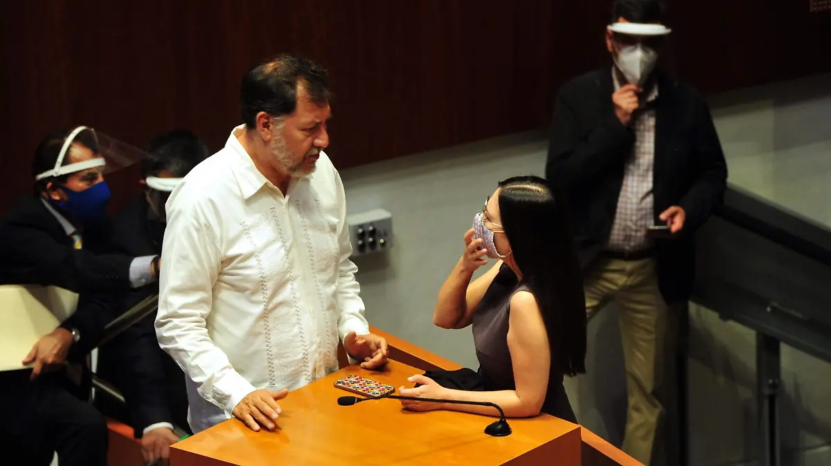 SESIÓN PERMANENTE SENADO-29 noroña laura lovera