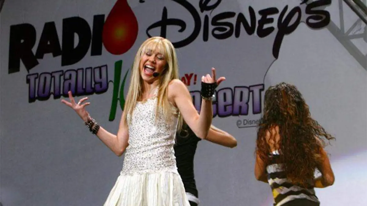 mileycyrus-radiodisney