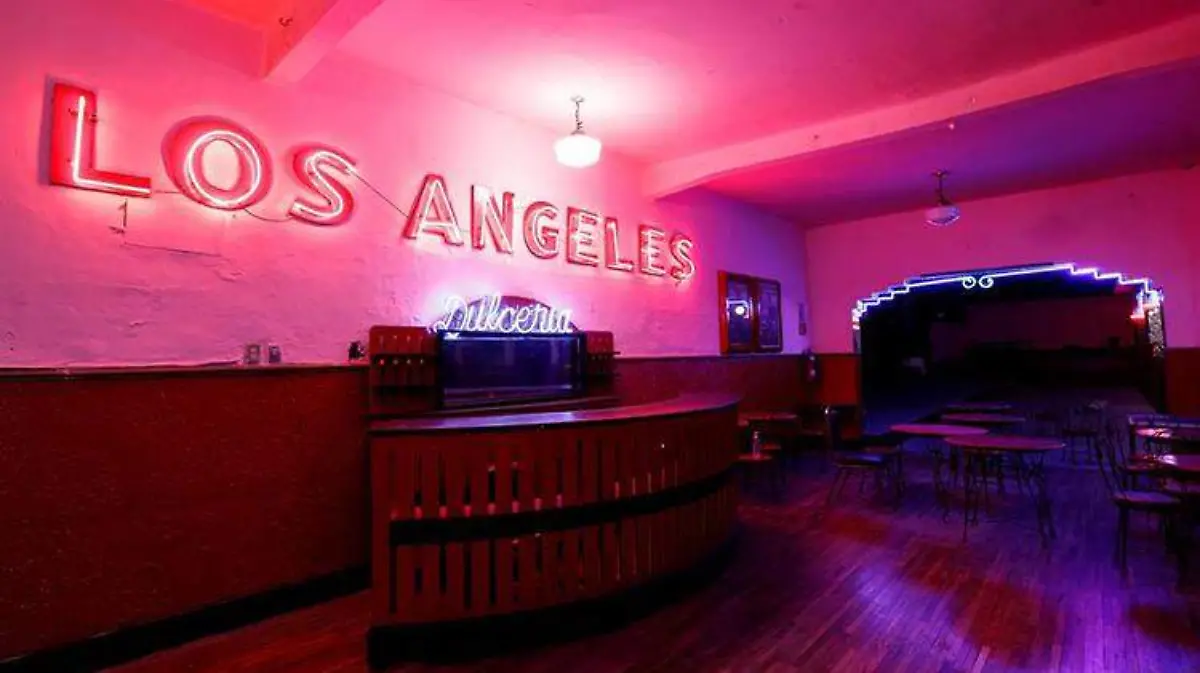 salon los angeles-efe1