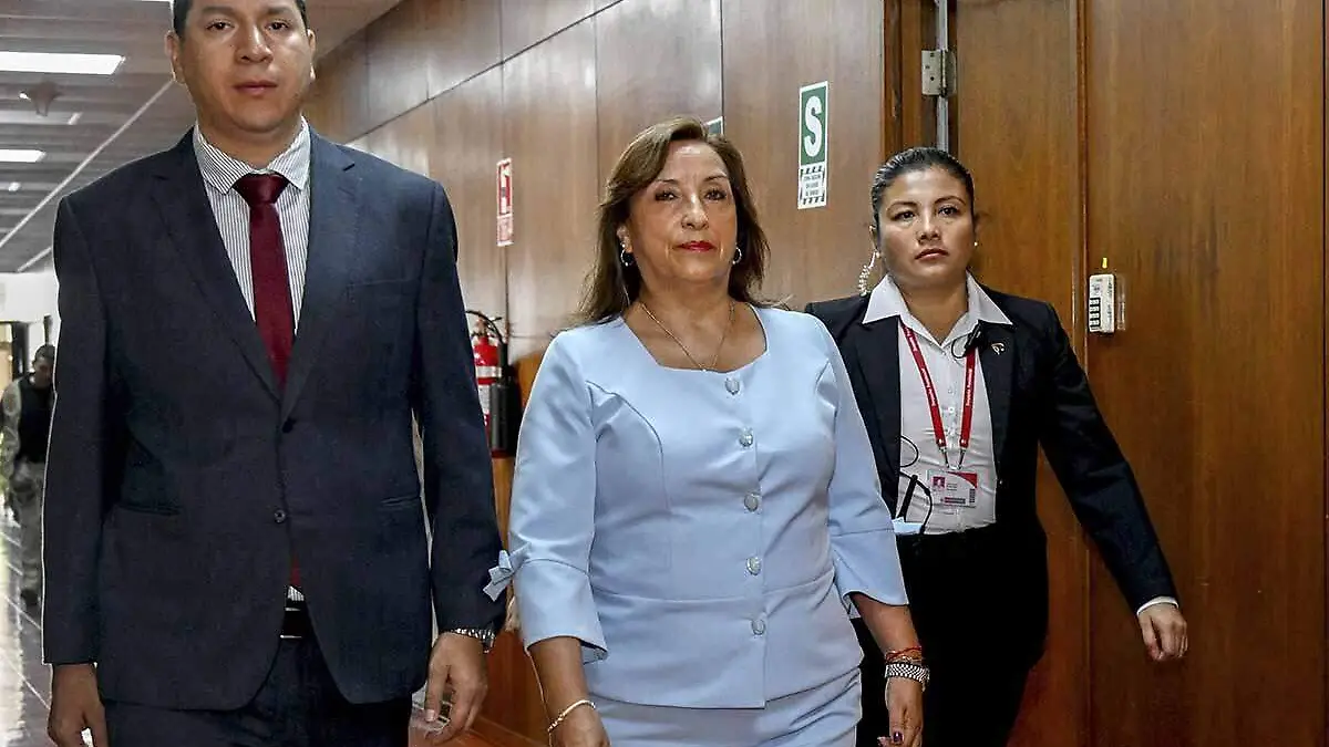 dina boluarte