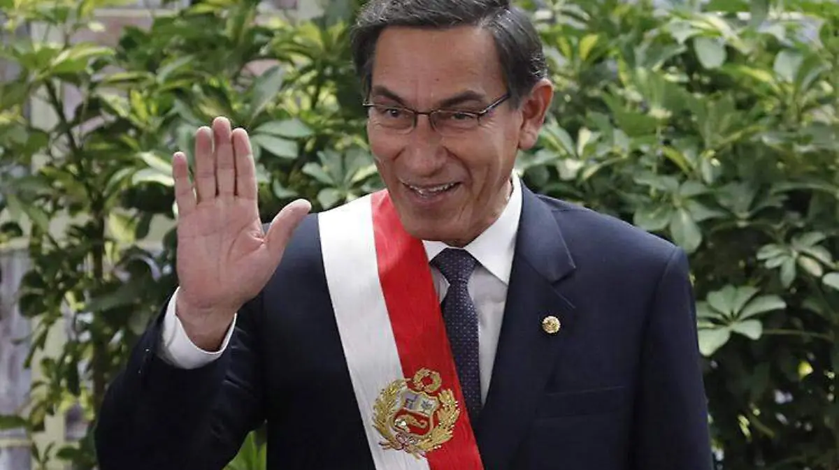 martin-vizcarra-peru-efe