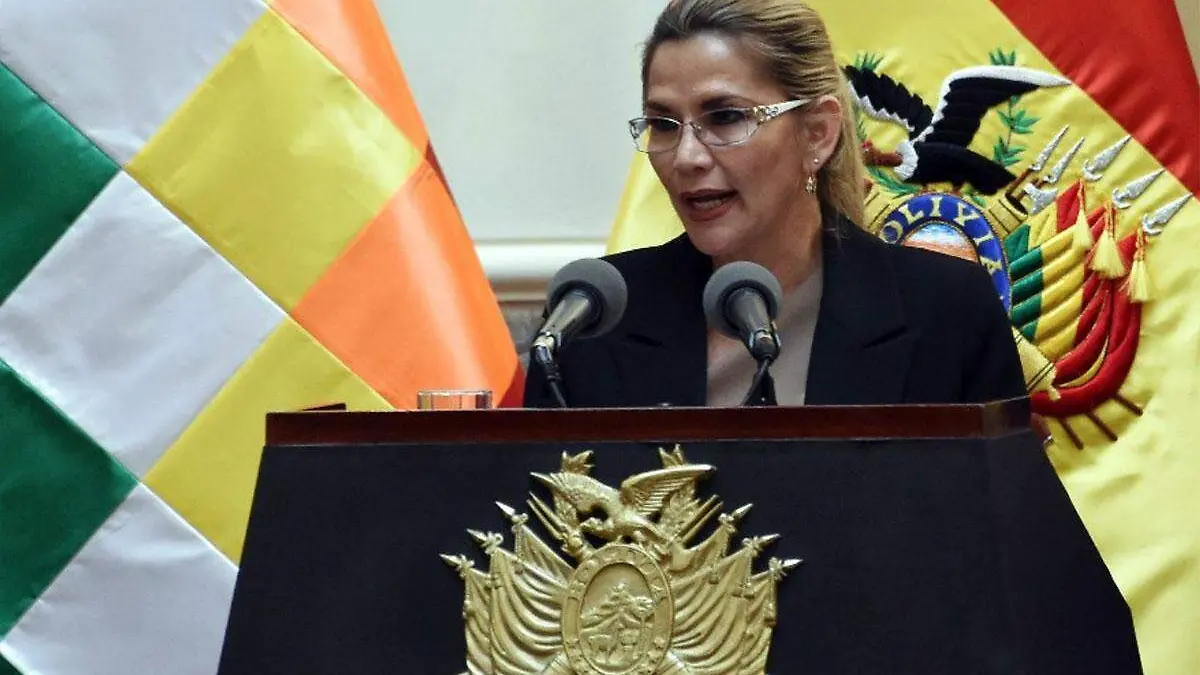 PRESIDENTA