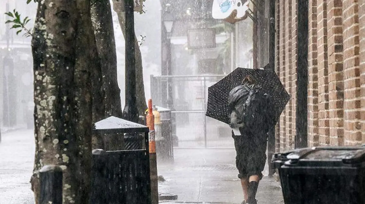 ida se degrada a tormenta tropical