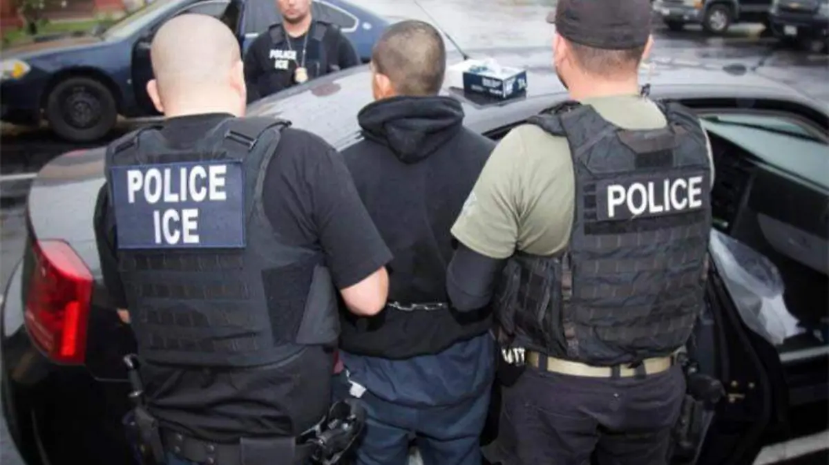 agentes-aduana-eu-reuters