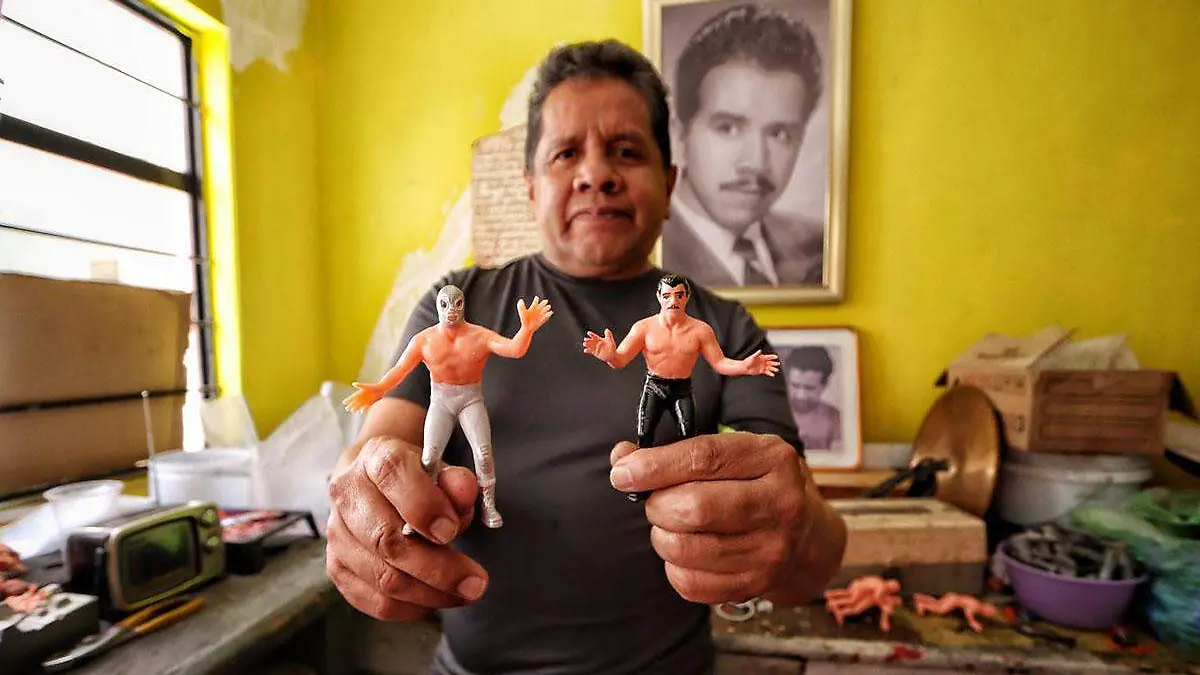 Luchadores de plástico1
