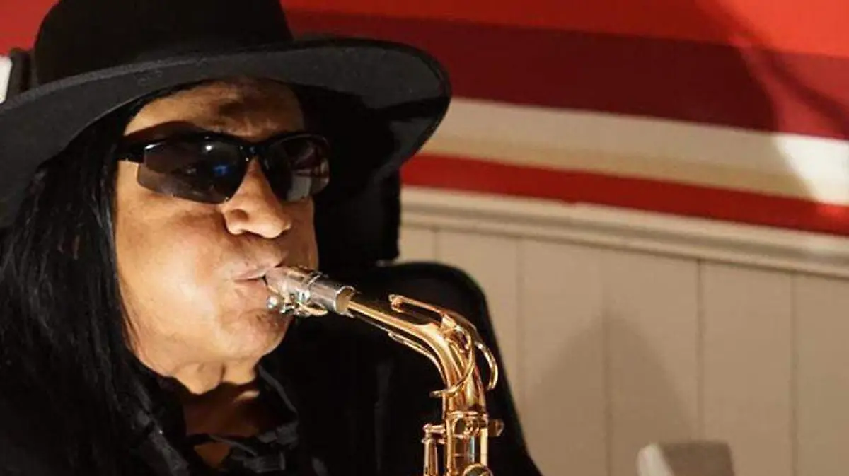 sax2
