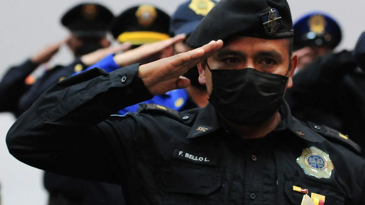 857190_Ceremonia Reconocimientos Policía  (6)_web