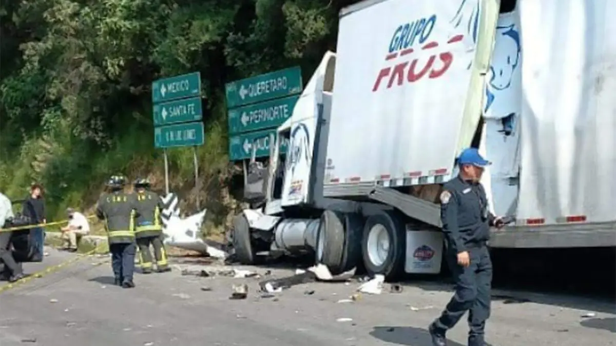 Accidente de tráiler en Cuajimalpa2