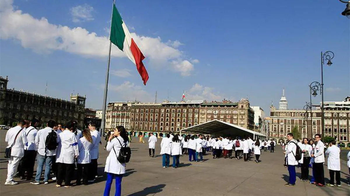 medicos-marcha-zocalo2