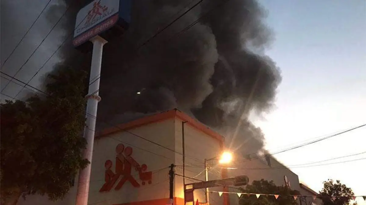 chedraui-incendio-controlado