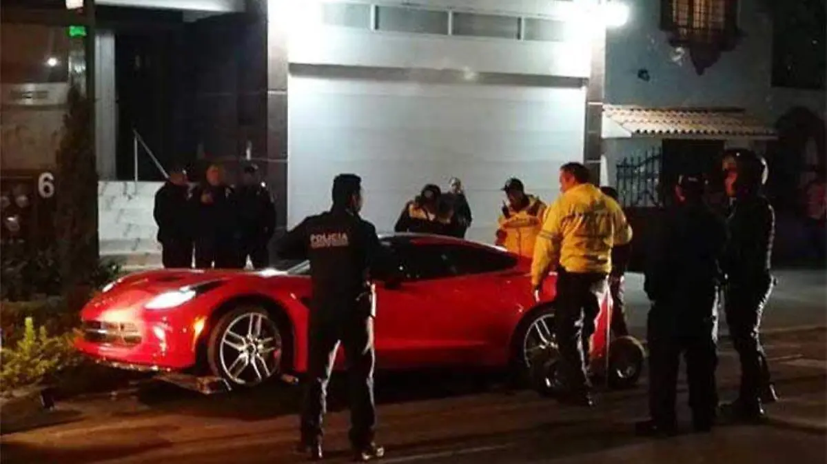 muerto-corvette