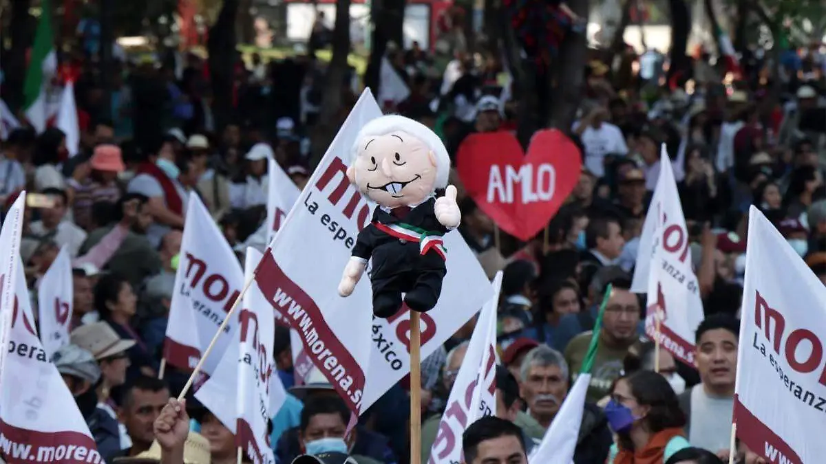 AMLO y morena