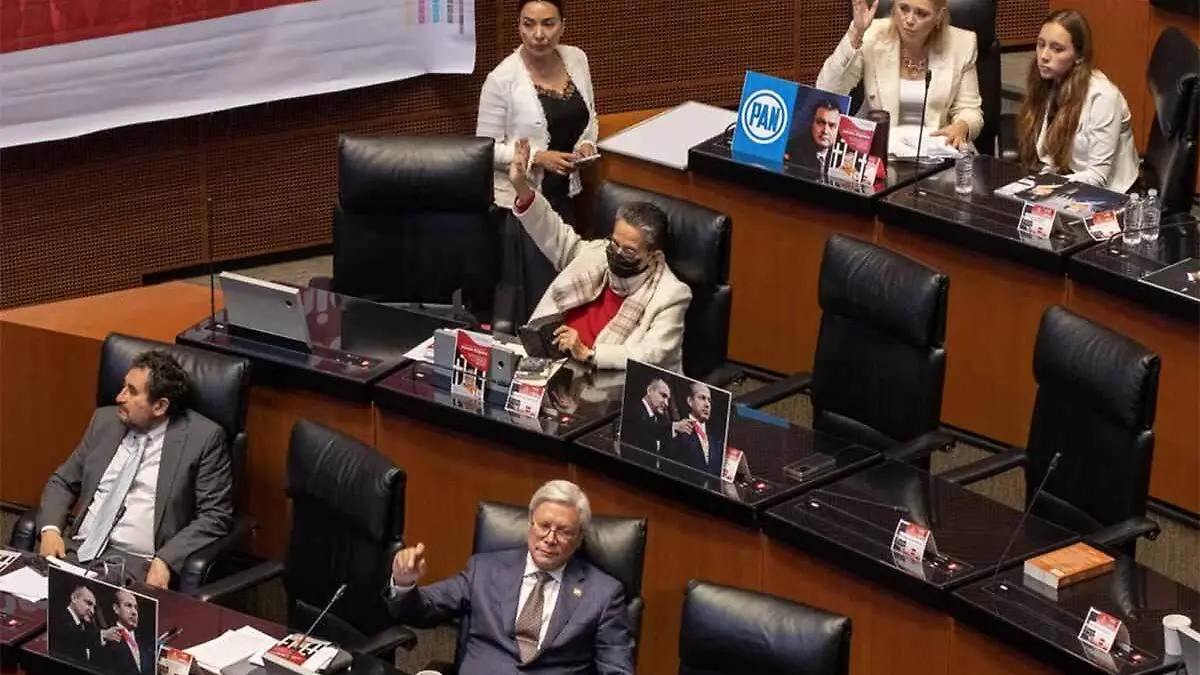 Senadores Plan B
